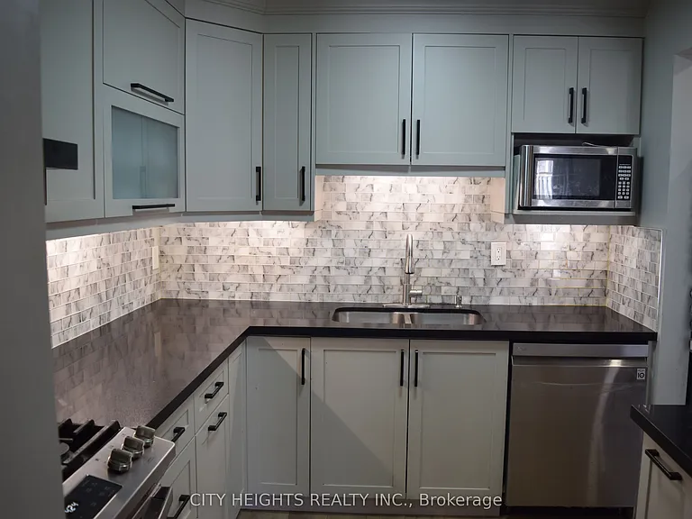 28 Fern Ave — Photo 9