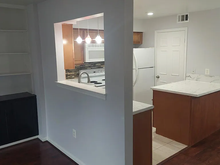Shadyside Ln — Photo 15
