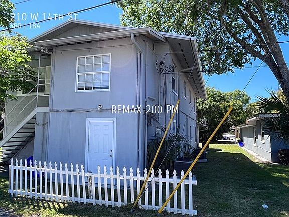 3rd image of 210 W 14th St