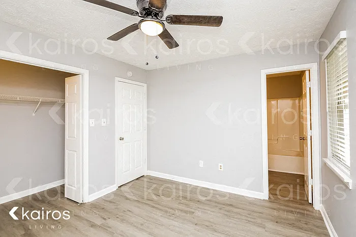 208 Deer Pkwy — Photo 7