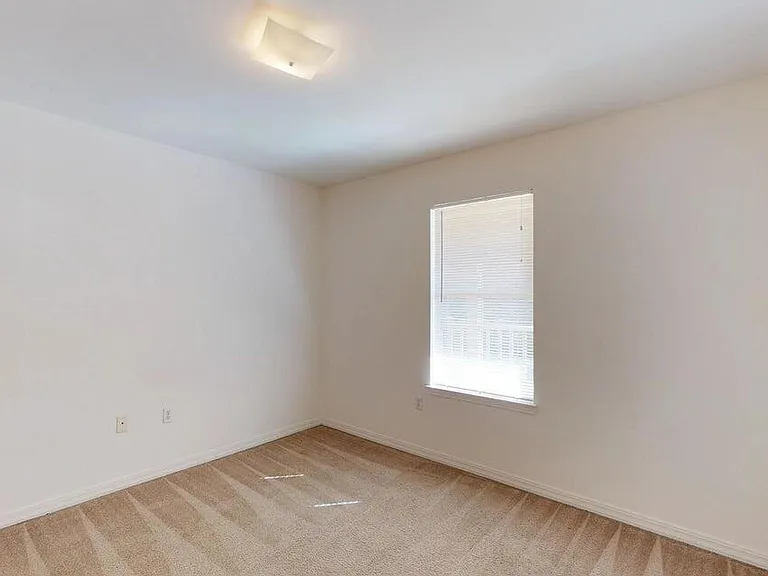1863 Norwood Ct #4 — Photo 7