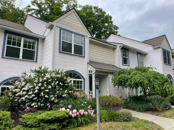 127 Northshore Drive, Burlington, VT 05408