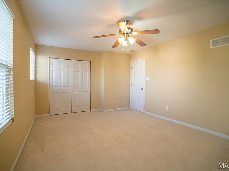 84 Brighton Park Dr — Photo 16