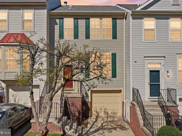 7653 Staunton Cir, Manassas, VA 20109