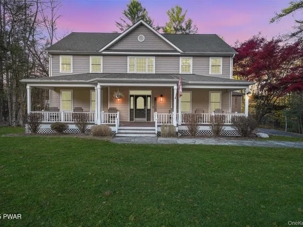 121 Millcreek Court, Milford, PA 18337