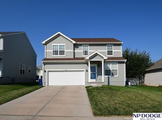 7764 N 107th St, Omaha, NE 68122