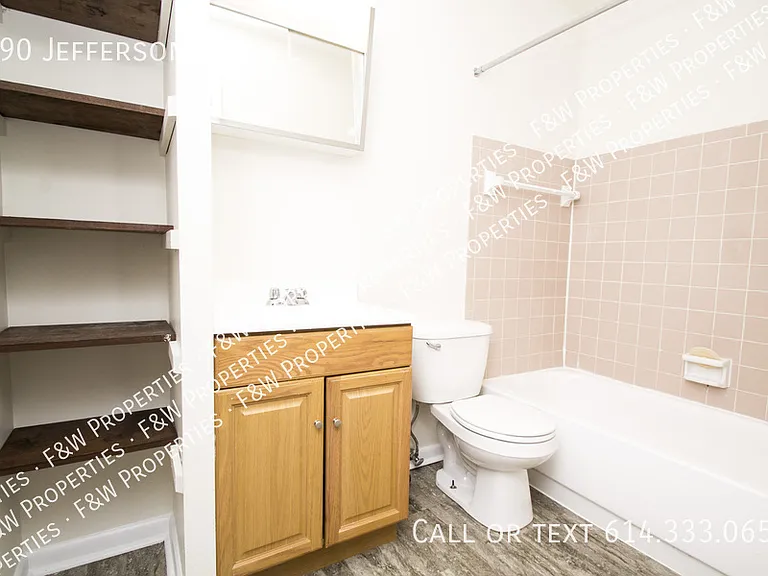 190 Jefferson Ave #L — Photo 8