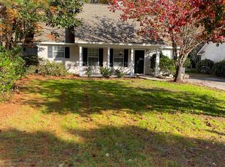 8 Eagle Trace Ct, Beaufort, SC 29907
