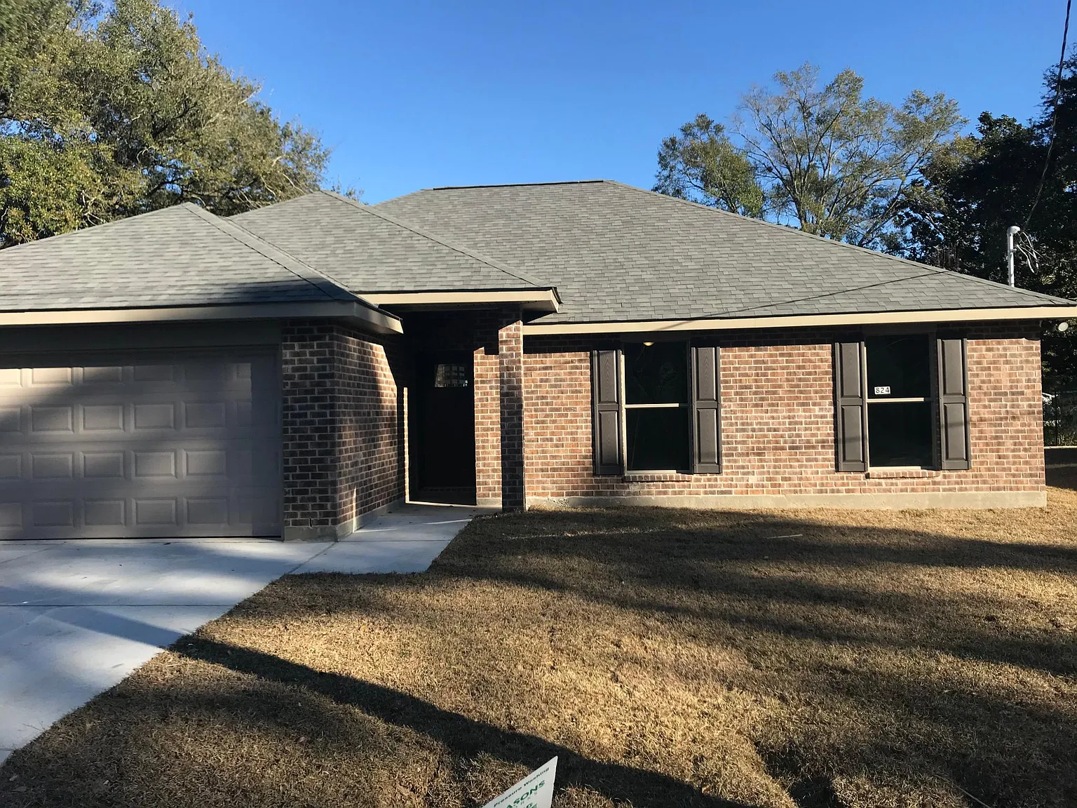 2521 Roosevelt Blvd — Photo 1