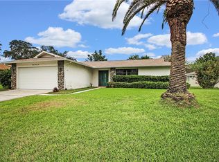 1622 Treasure Dr, Tarpon Springs, FL 34689