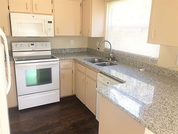3rd image of 1100 Lowry Ave Unit 67