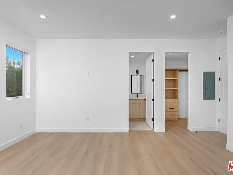 1330 Mohawk St — Photo 7