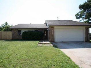 817 N Tiffany Court Way, Mustang, OK 73064