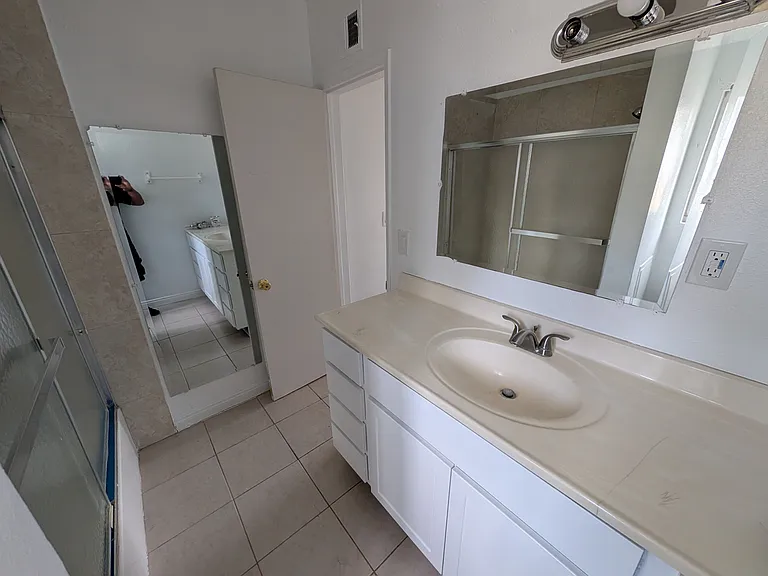 12515 Old River School Rd #6 — Photo 16