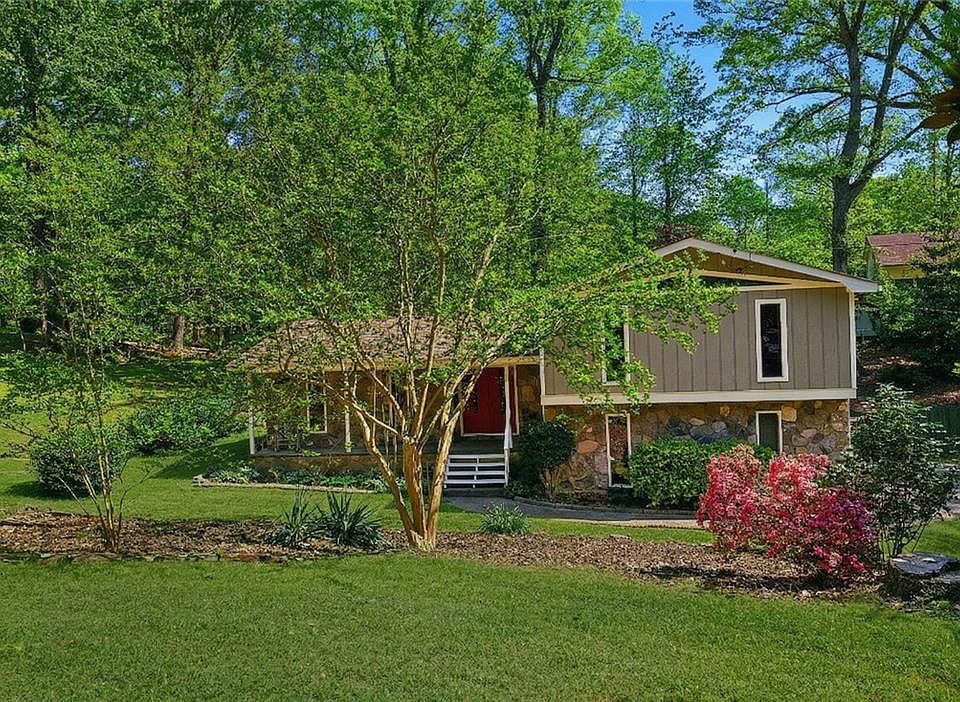 1st image of 1446 Sartor Cir NW