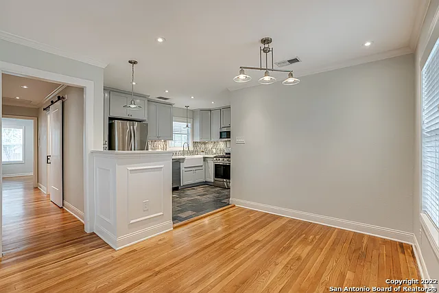 526 Marchmont Ln — Photo 5