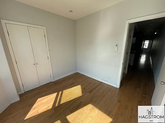 Rented by Hagstrom Management Inc | media 31