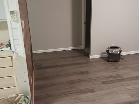 3rd image of 107 Meadow Ln