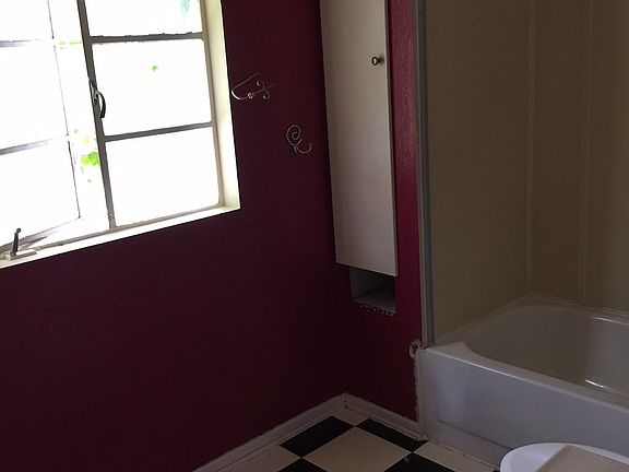Bath Rm