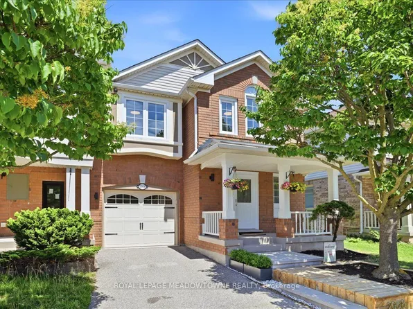 2068 Broadleaf Cres, Burlington, ON L7L 6S4