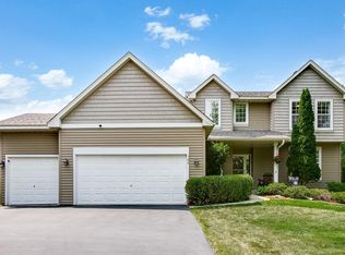109 Carver Creek Cir, Carver, MN 55315