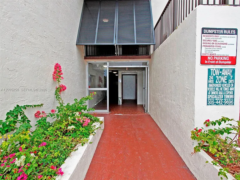 9411 SW 4th St #308 — Photo 20