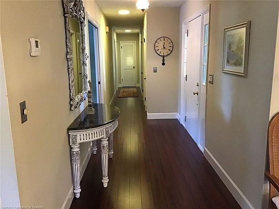 3rd image of 215 Sirena Dr