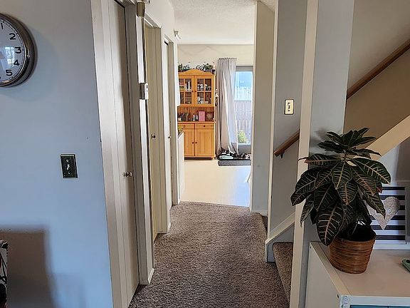 5th image of 5017 30th Ave SW