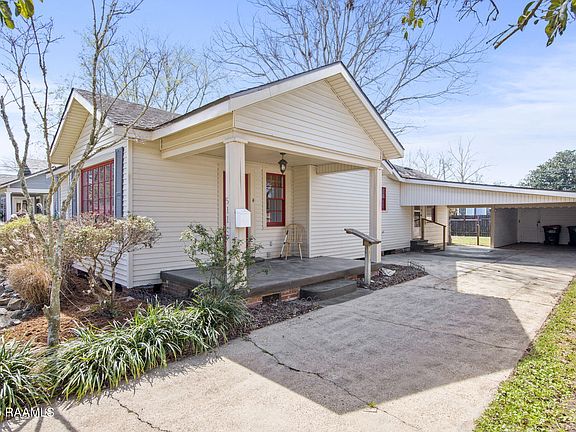 2nd image of 511 Evangeline Dr