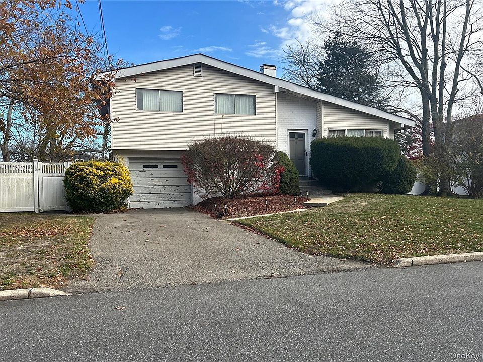 2nd image of 259 W 24th Street