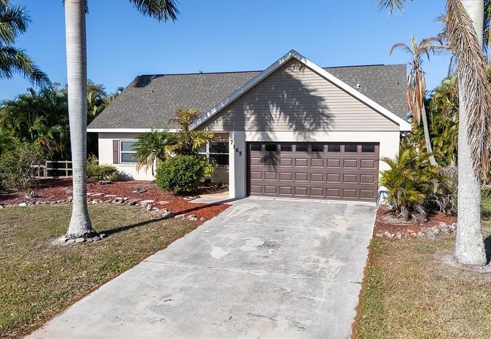 1st image of 7165 Columbia Cir E