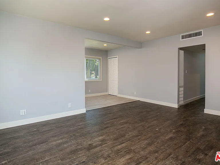 1136 Spazier Ave #10 — Photo 8