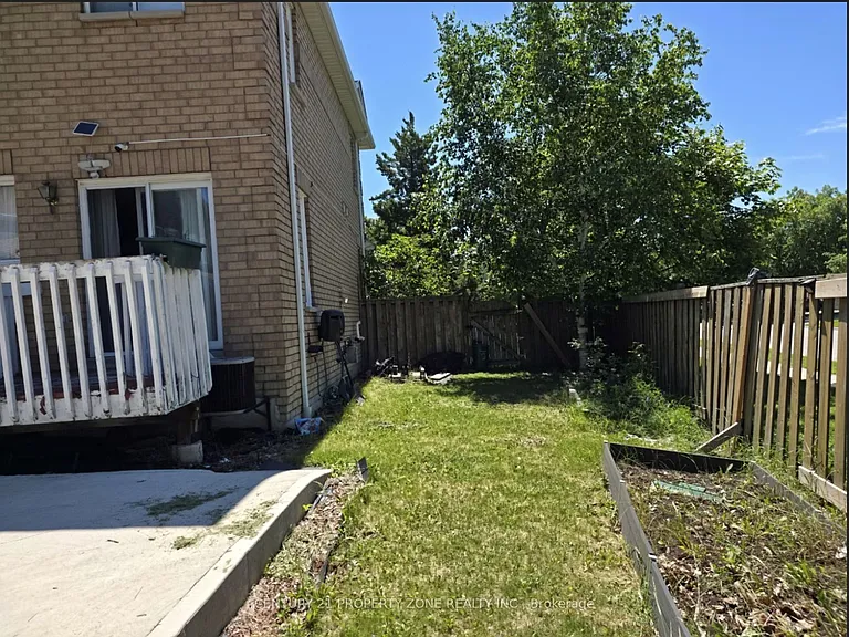710 Stonebridge Ave — Photo 17