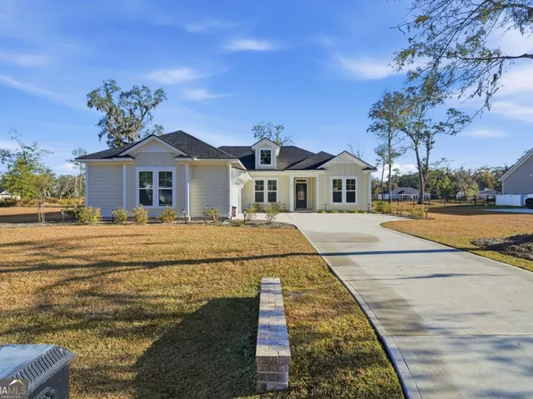 390 Harbour Island Cir, Waverly, GA 31565