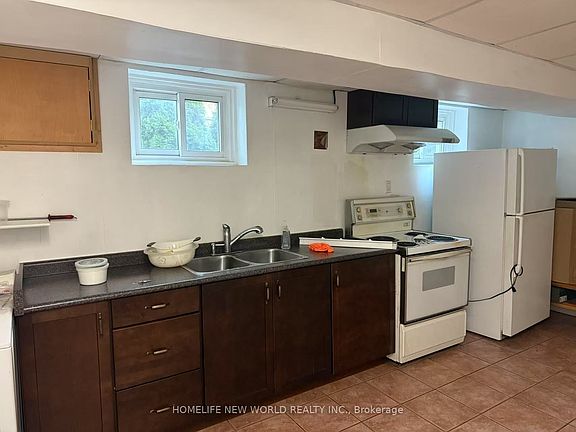 4th image of 36 Rakewood Cres #Basement