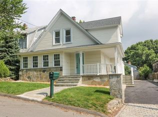 42 Ridgely Ave, Fairfield, CT 06825