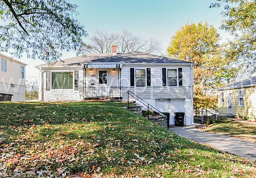 4114 N 54th St Photo 1
