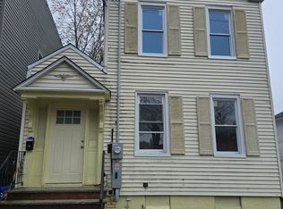 11 Grove Ter, Irvington, NJ 07111