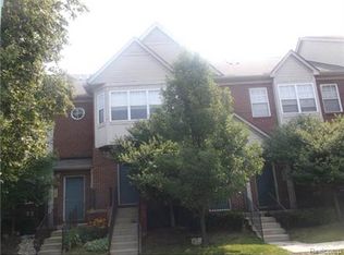 3749 S Wayne Rd, Wayne, MI 48184