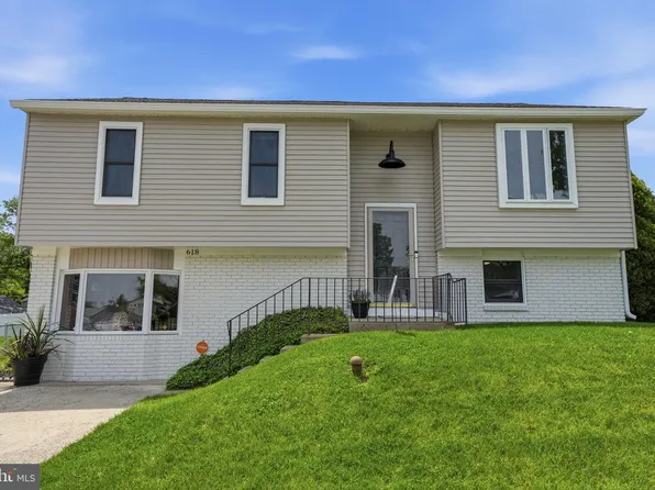 618 S Oxford Valley Rd, Fairless Hills, PA 19030