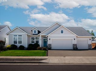 2020 NE Evergreen Ave, Albany, OR 97321