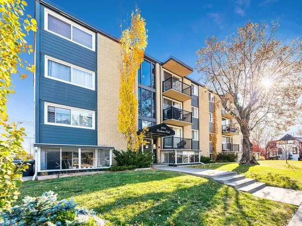 2220 S 16a St W #402, Calgary, AB T2T 4K2