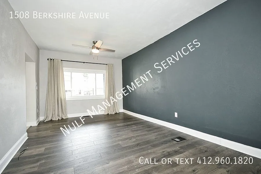 3 Bed, 2 Bath plus bonus room in Brookline — Photo 3