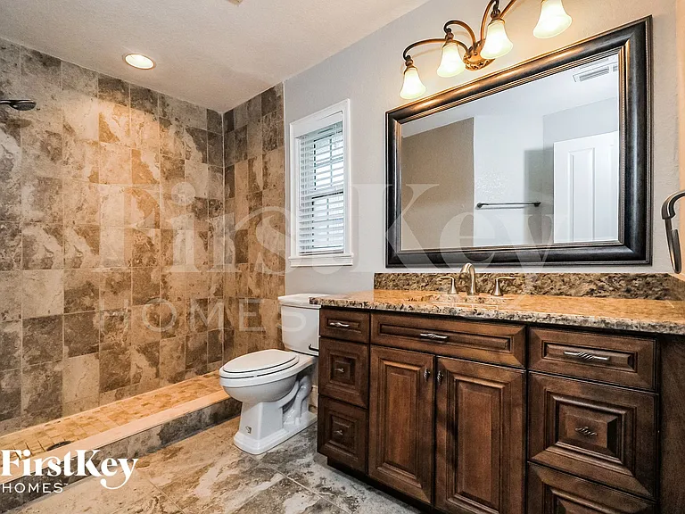 4635 Dillwyn Dr — Photo 11