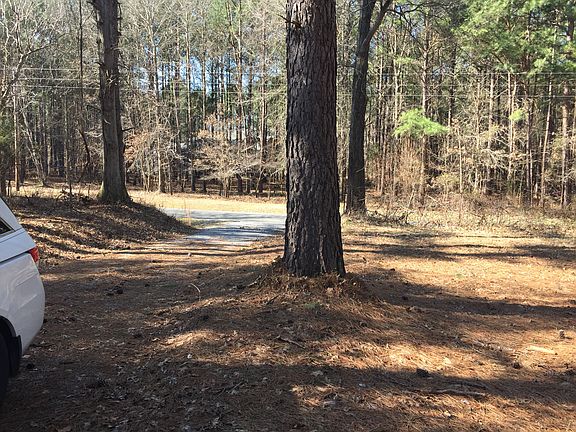5th image of N Greenbriar