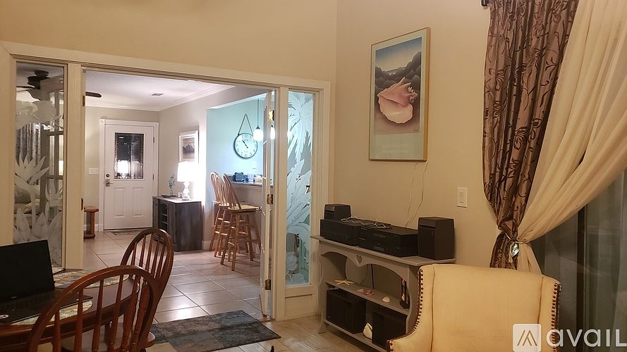 1st image of 26 W Sea Harbor Dr