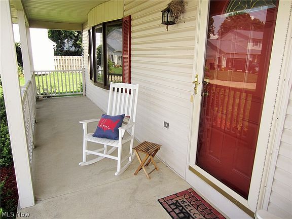 2nd image of 152 Xavier St