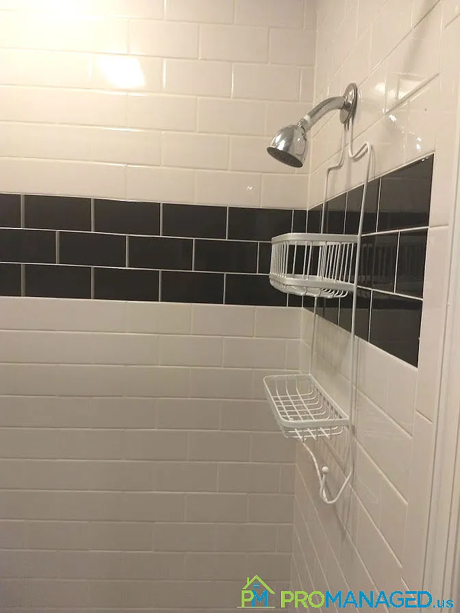 435 E. Wildey St - 1 — Photo 2
