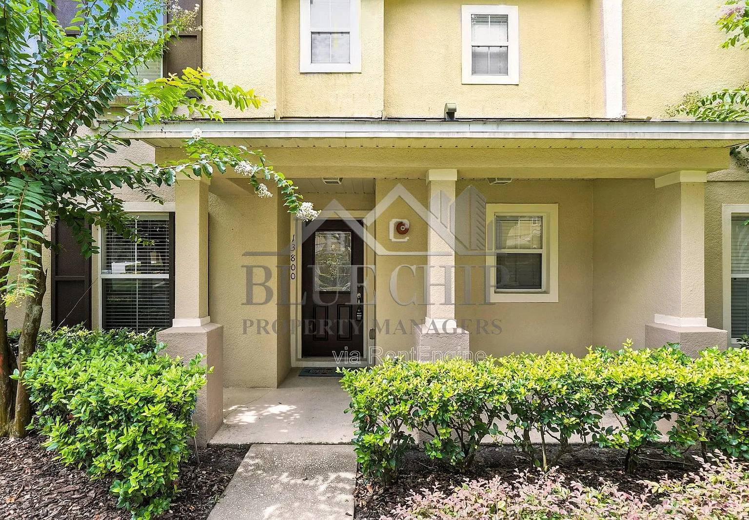 4 bed, 2.5 bath, 1643 sqft, $2,345 — Photo 4