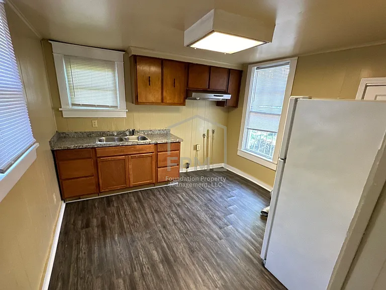 792 N Willett St — Photo 3